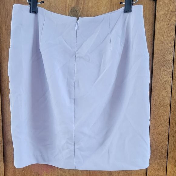 Dynamite Skirt size medium - Picture 3 of 3